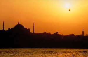 Istanboul by night